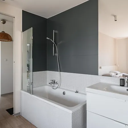 Treetop Near Mtp Poznan