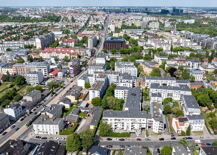 Treetop Near Mtp 公寓